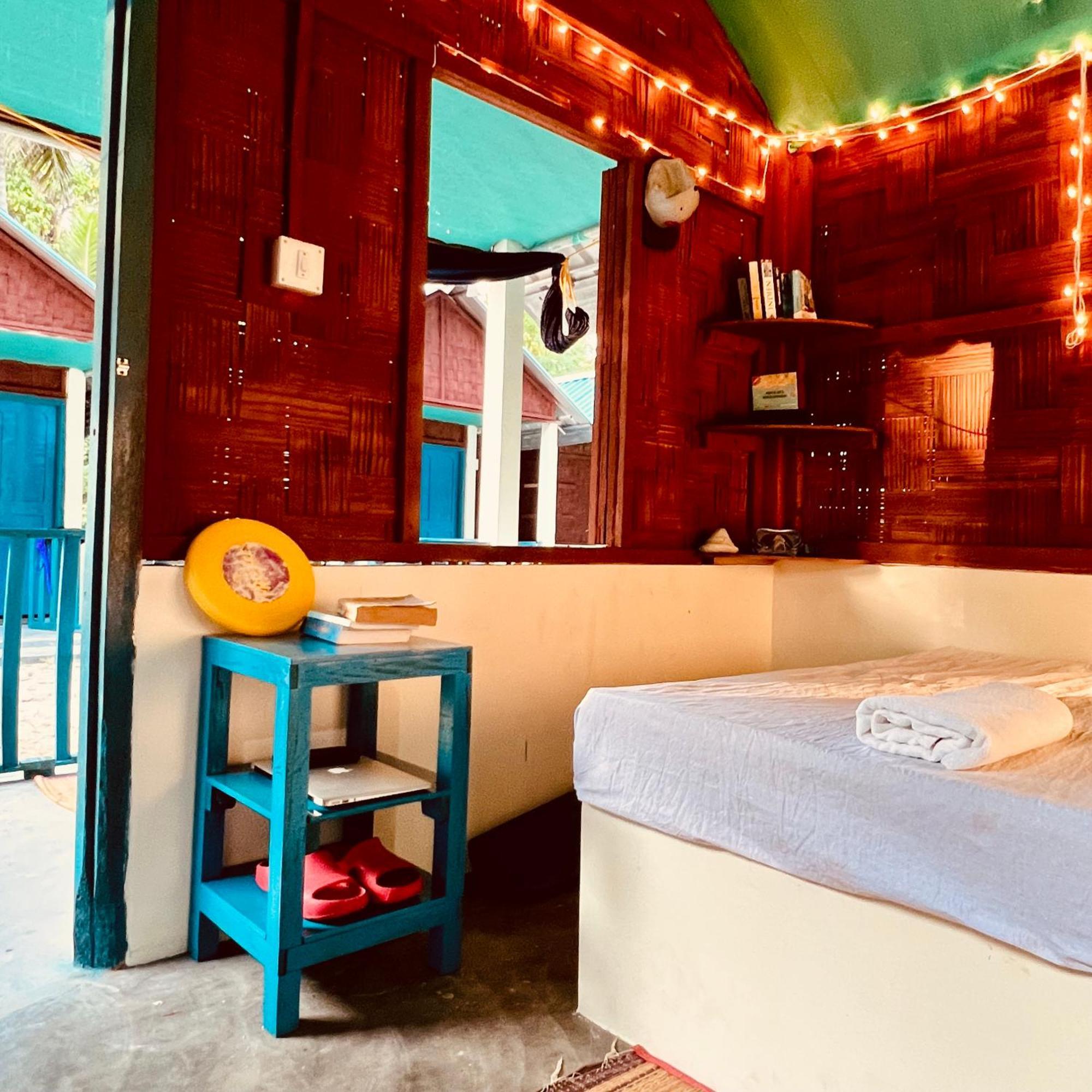 Blue Sea Restaurant & Bungalows Sitapur Bagian luar foto