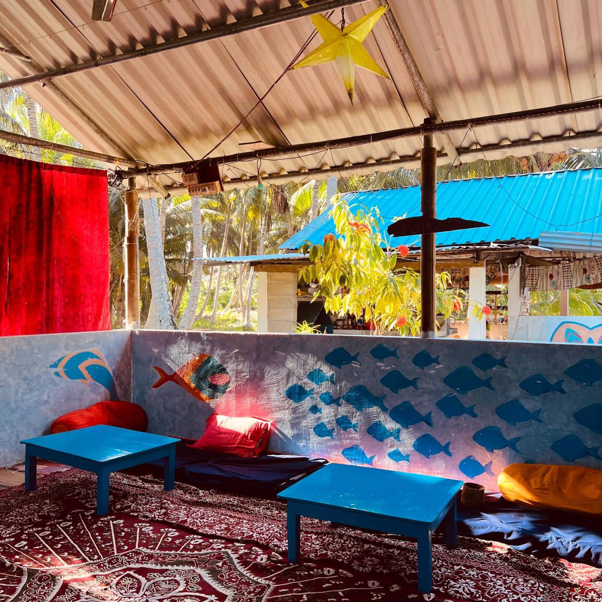 Blue Sea Restaurant & Bungalows Sitapur Bagian luar foto